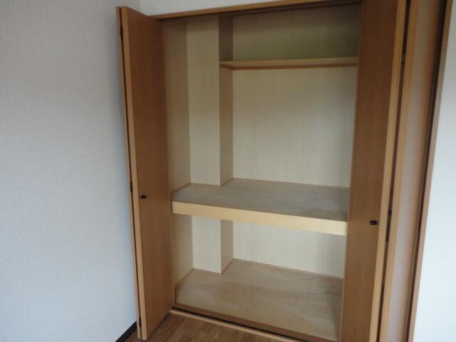 物件内観写真21　(収納)