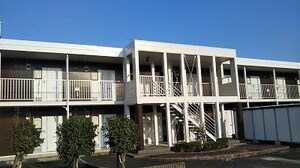 レオパレスＶｉｌｌａｇｅ数外観写真