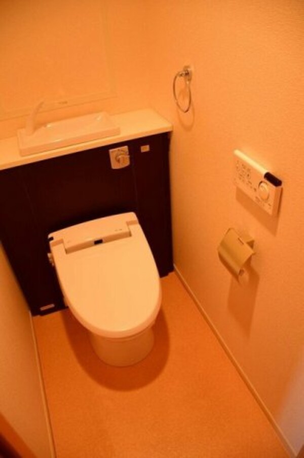 トイレ(落ち着いたトイレです)