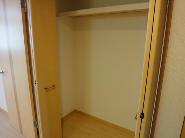 物件内観写真23　(収納)