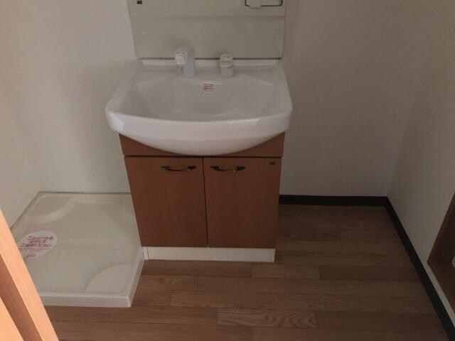 物件内観写真11　(洗面)