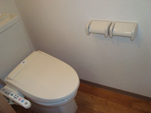 物件内観写真7　(トイレ)