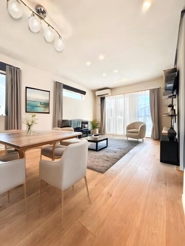 物件内観写真3　(写真・家具はイメージです。家具付きではありません。(T-Ho)