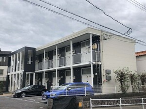 レオパレス徳重外観写真
