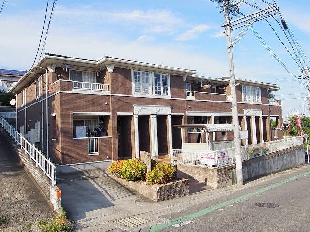 クラ－ル白山の物件外観写真