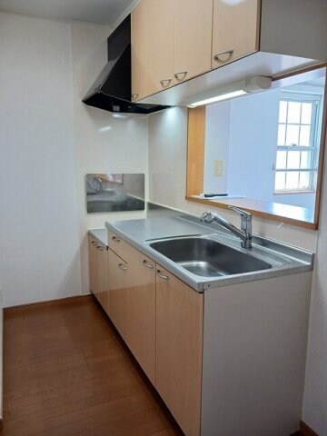 物件内観写真5　(キッチンでお料理をお楽しみください)