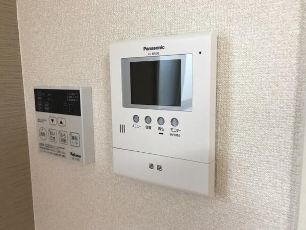 セキュリティ(カメラ付インターホン)