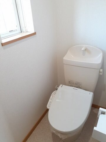 物件内観写真8　(トイレです)