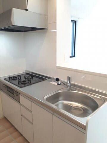 物件内観写真4　(使いやすいキッチンです)