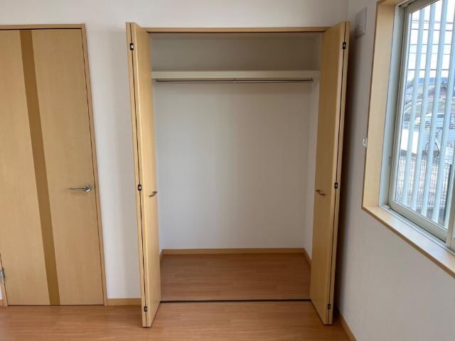 物件内観写真18　(洋室クローゼット（イメージ）)