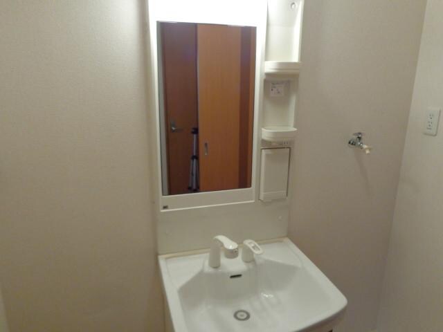 物件内観写真10　(洗髪洗面化粧台)