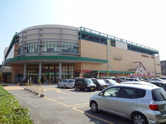 物件外観写真7　(イッツボナンザシティヨシヅヤ清洲まで1,170ｍ)