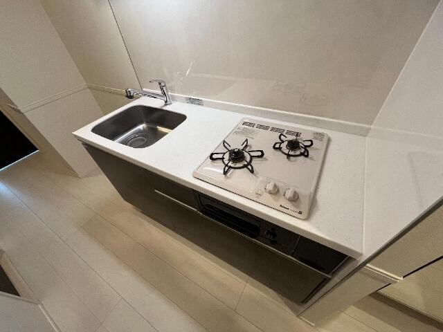 物件内観写真8　(システムキッチン)