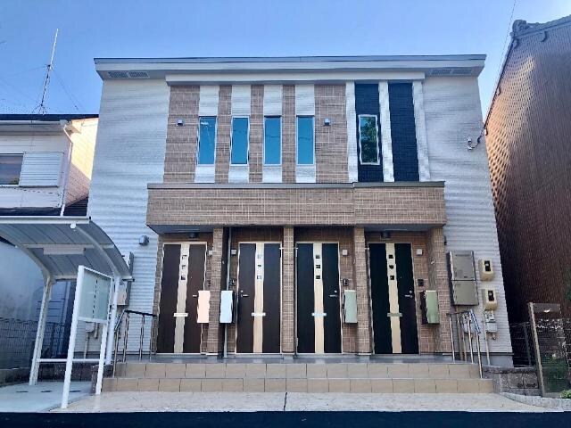 物件外観写真1　(外観写真（昼）)