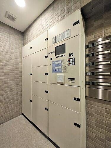 物件内観写真16　(宅配ボックス)