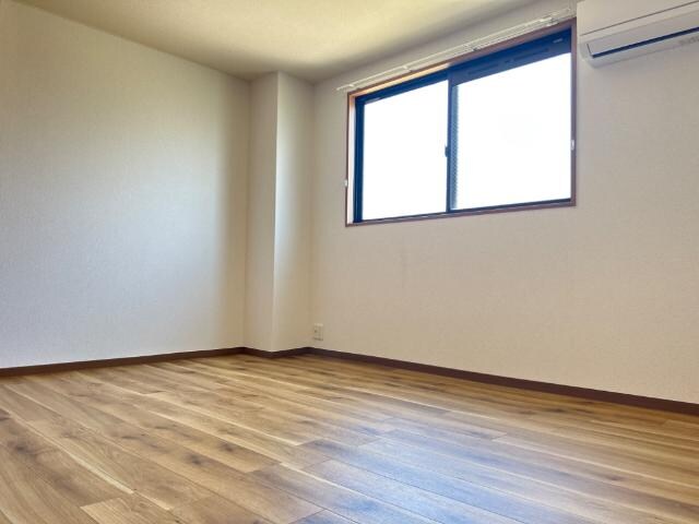 物件内観写真11　(北洋室)