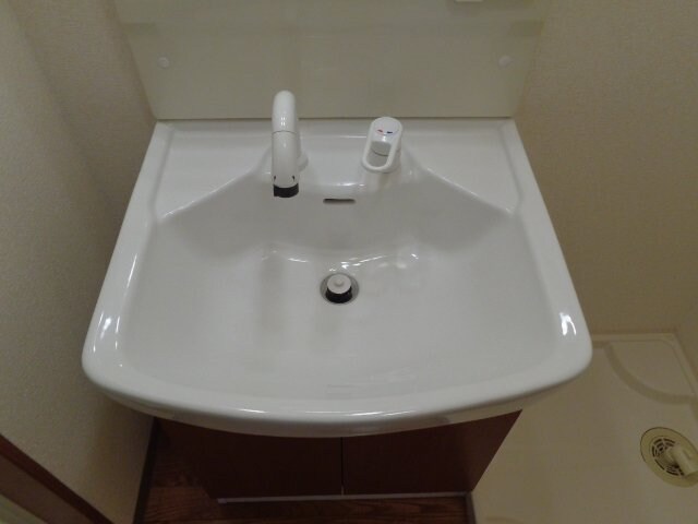 物件内観写真12　(洗髪洗面化粧台)