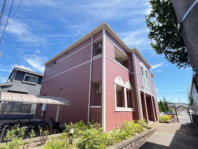 物件外観写真1　(外観写真（昼）)