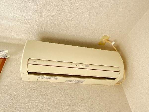 建物設備(エアコン)