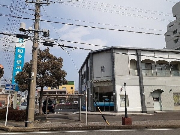 周辺環境(知多信用金庫東浦支店まで1120m)