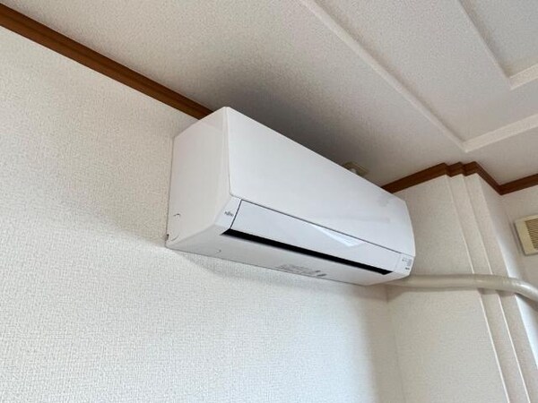 建物設備(エアコン)