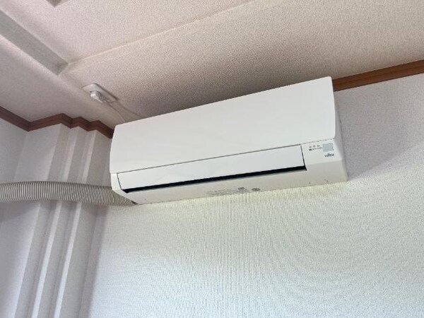 建物設備(エアコン)