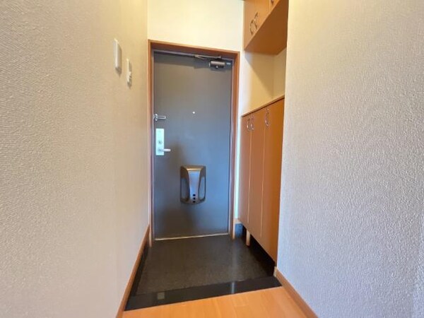 玄関(玄関)