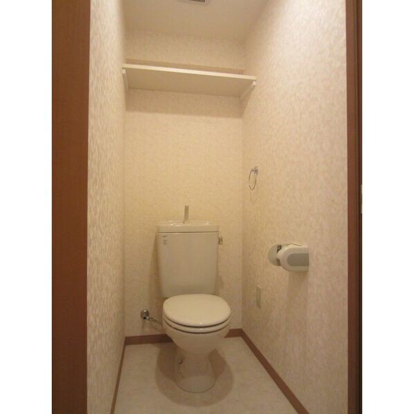 トイレ(室内写真は別部屋の写真です。)