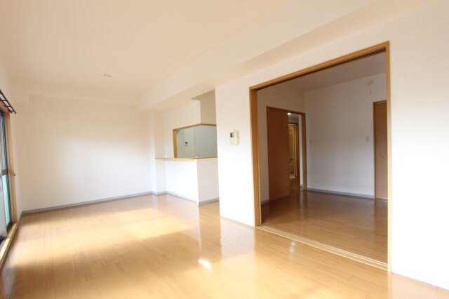 物件内観写真4　(※別部屋のお写真で、現況優先と致します。)