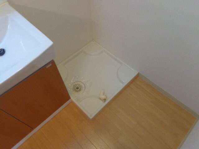 物件内観写真22　(洗濯機置場)