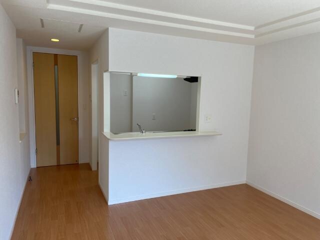 物件内観写真8　(リビング)