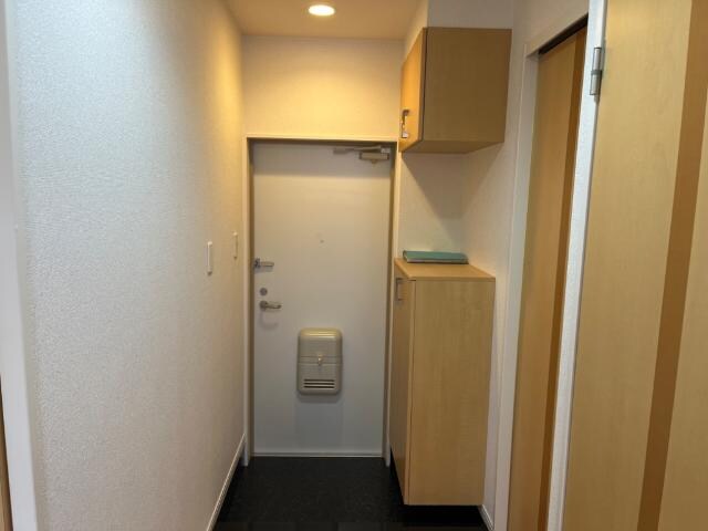 物件内観写真19　(玄関)