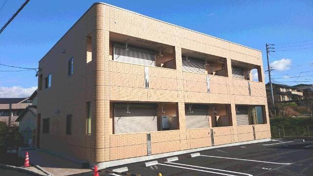 物件外観写真1　(外観写真（昼）)