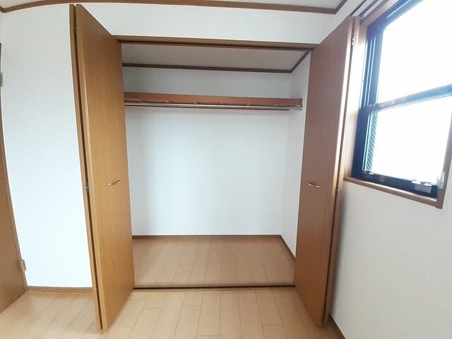 物件内観写真6　(こまごまとしたものを収納できそうですね)