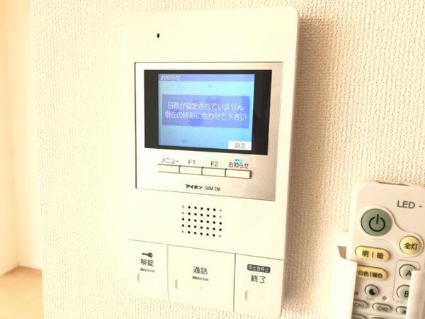 セキュリティ(カメラ付インターホン)