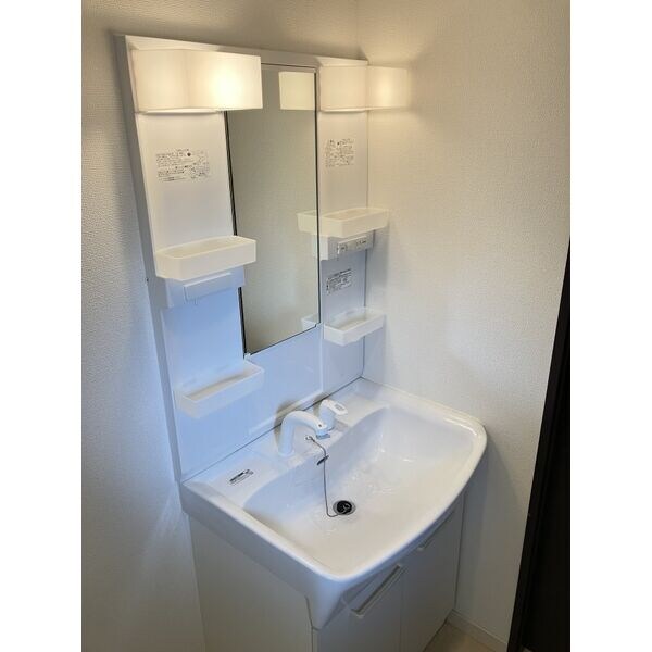 物件内観写真7　(室内写真は別部屋の写真です。)