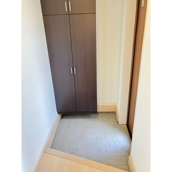 物件内観写真12　(室内写真は別部屋の写真です。)