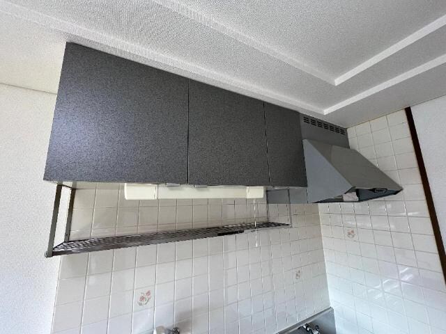 物件内観写真7　(吊戸棚)