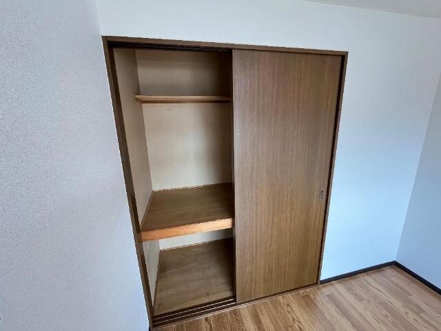 物件内観写真13　(収納)