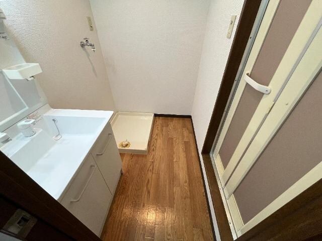 物件内観写真16　(脱衣所)