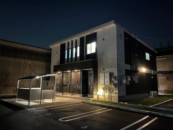 建物設備(外観写真（夜）)