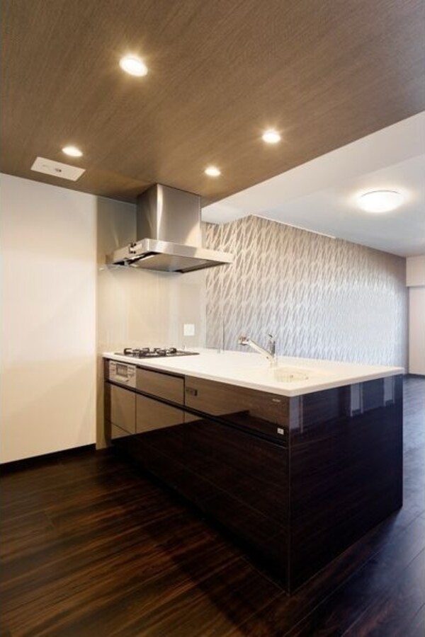 キッチン(※写真は同じマンションの違う部屋のものになります。)