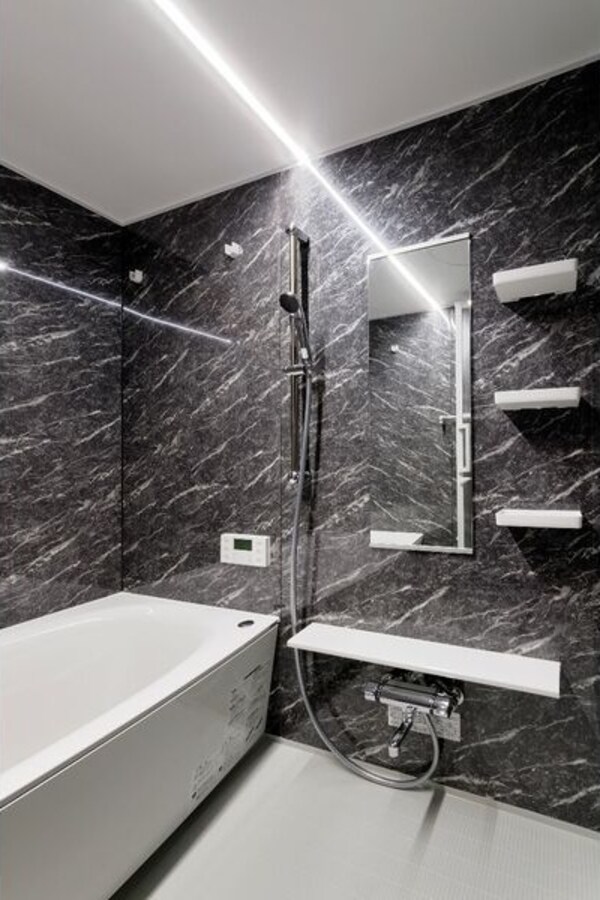 浴室(※写真は同じマンションの違う部屋のものになります。)