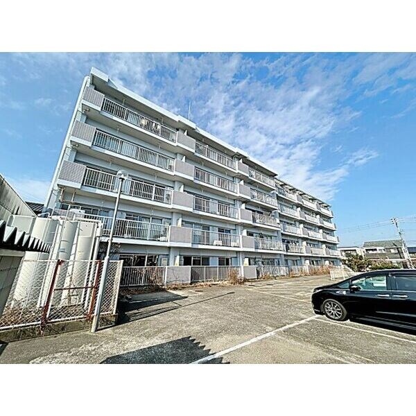 新日半田住吉ビルの物件外観写真