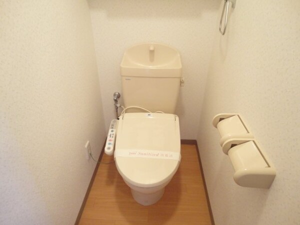 トイレ(シャワー付トイレ)