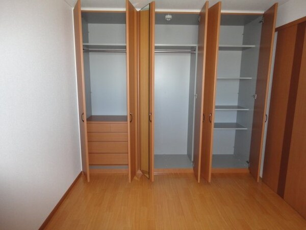 収納(クローゼット)