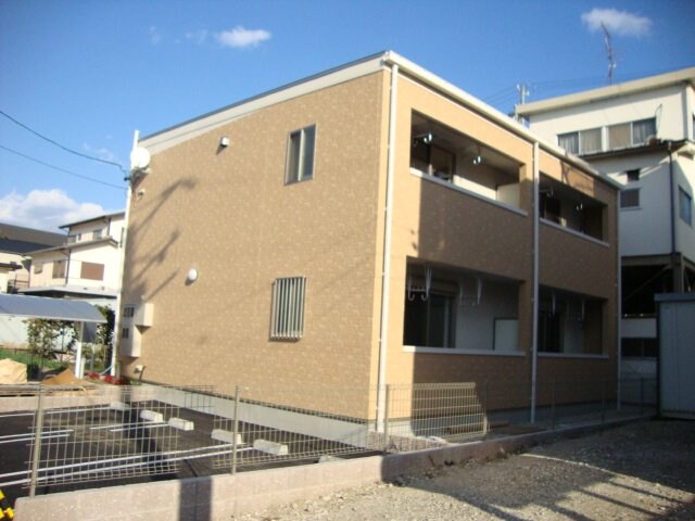 物件外観写真2　(外観写真（昼）)