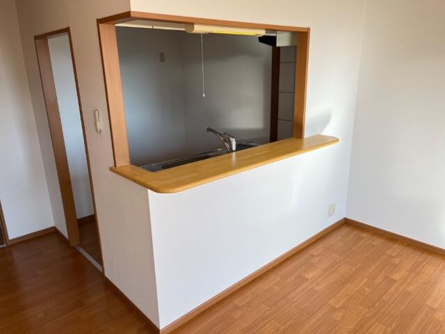 物件内観写真13　(カウンターキッチン)