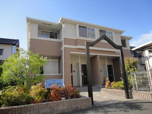 物件外観写真1　(外観写真（昼）)