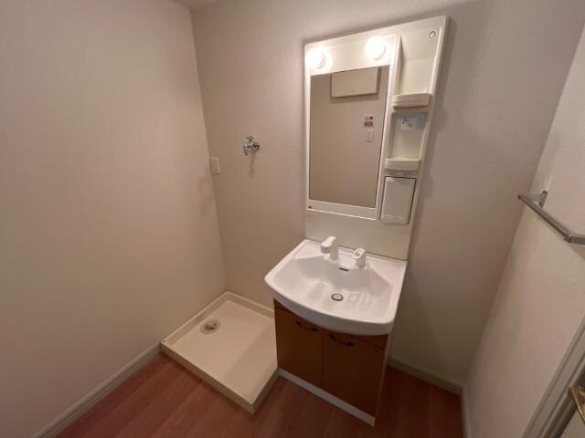 物件内観写真15　(脱衣所)